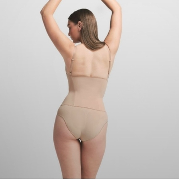 SKIMS waist trainer NWT - Picture 8 of 8